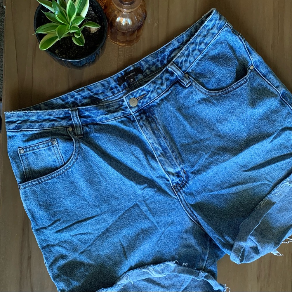 Cotton GinnyDenim Blue Women's Shorts